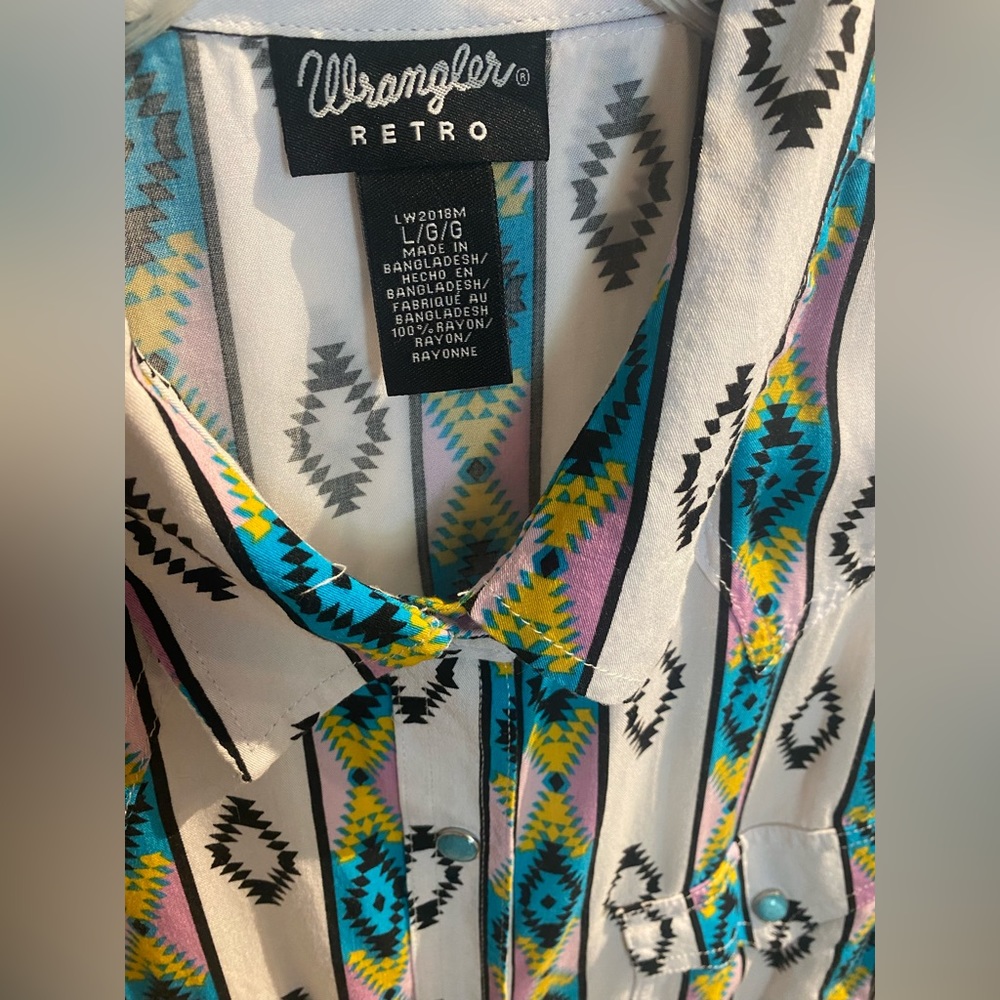 Wrangler Retro — Pearl Snap Blouse